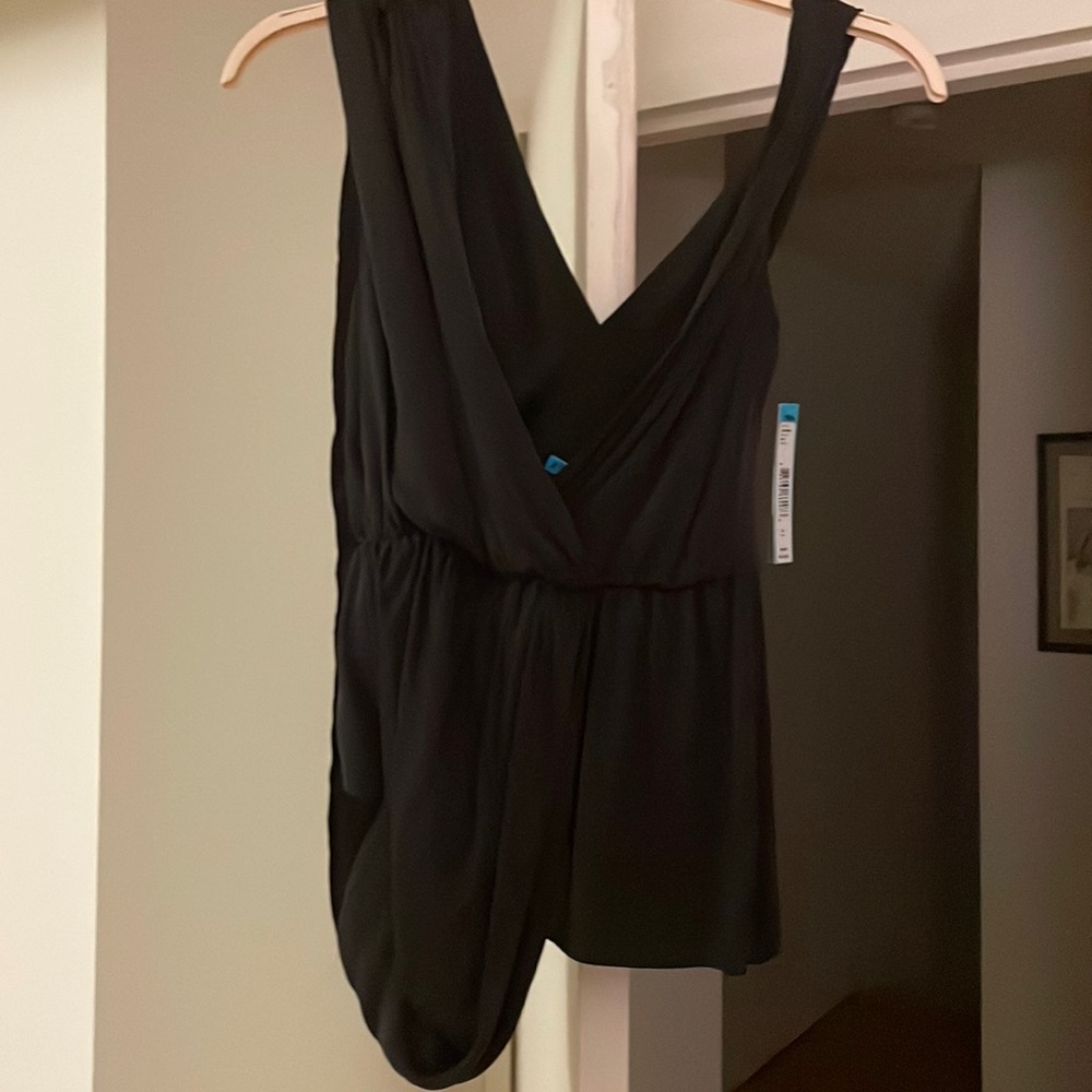 Black Alice & Olivia top
